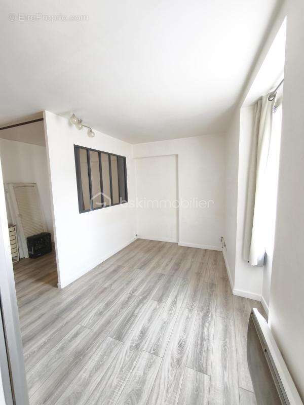 Appartement à CHENNEVIERES-SUR-MARNE