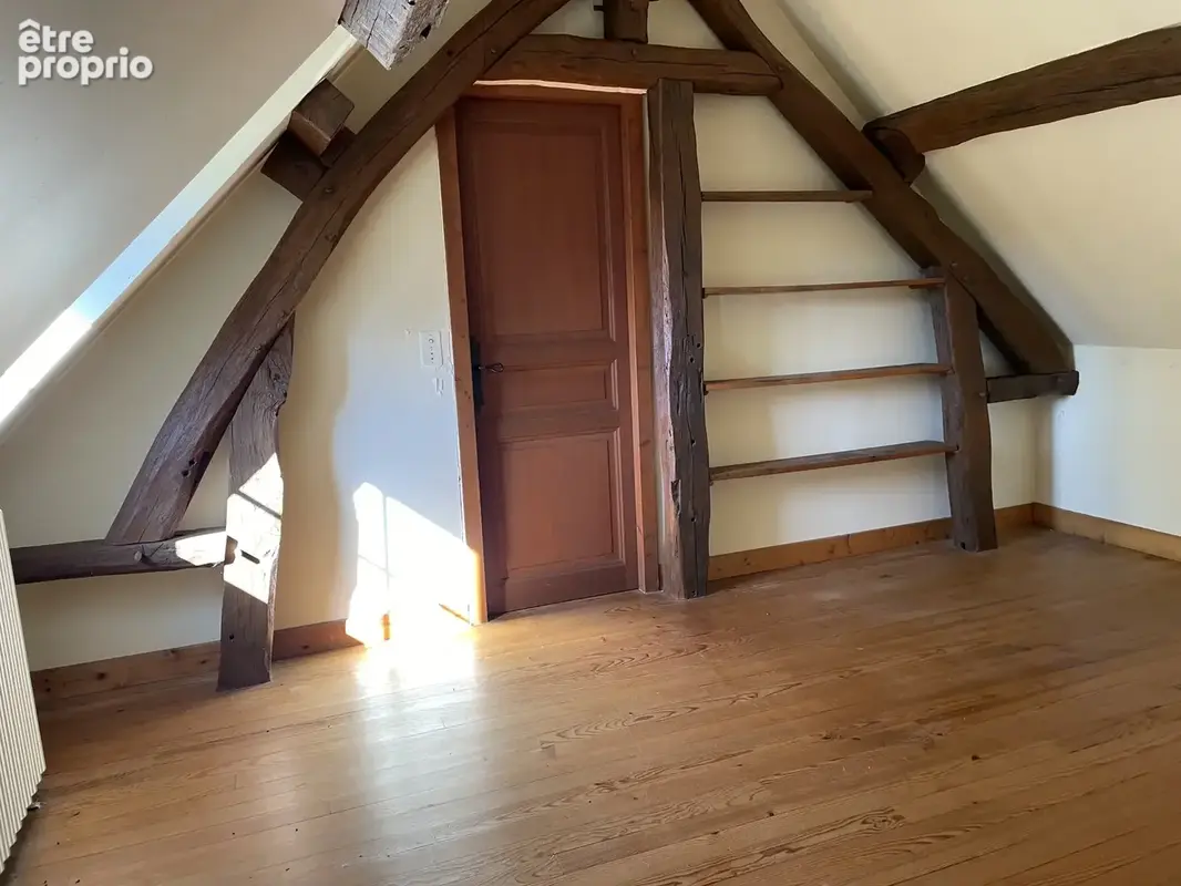 maison familiale avec 4 chambres et un bureau et dépendances - photo 6