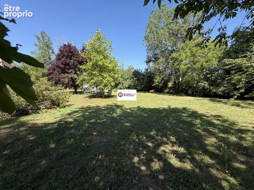 Maison 211 m² à Villaines-La-Carelle  - photo 8