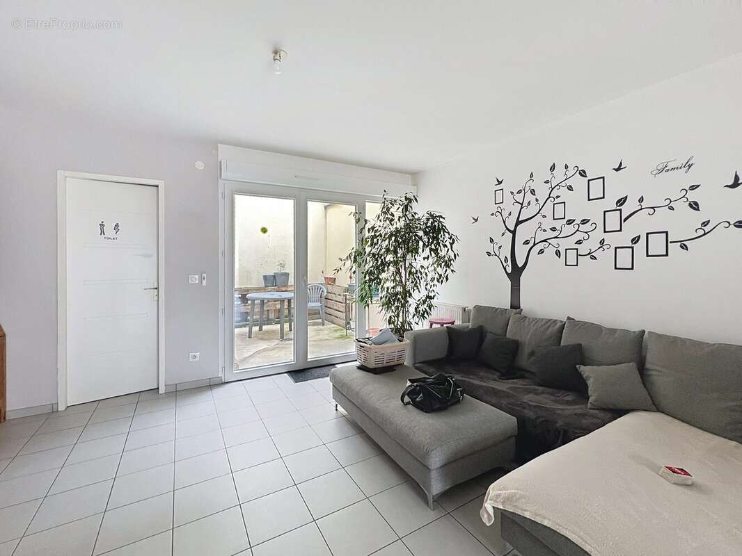 Appartement à VILLEBAROU
