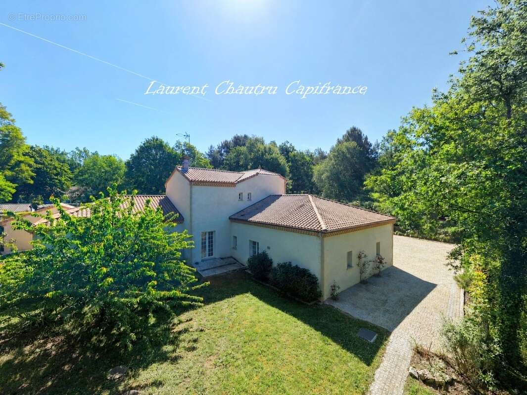 Villa de standing 190m² à SANILHAC (24) - photo 27