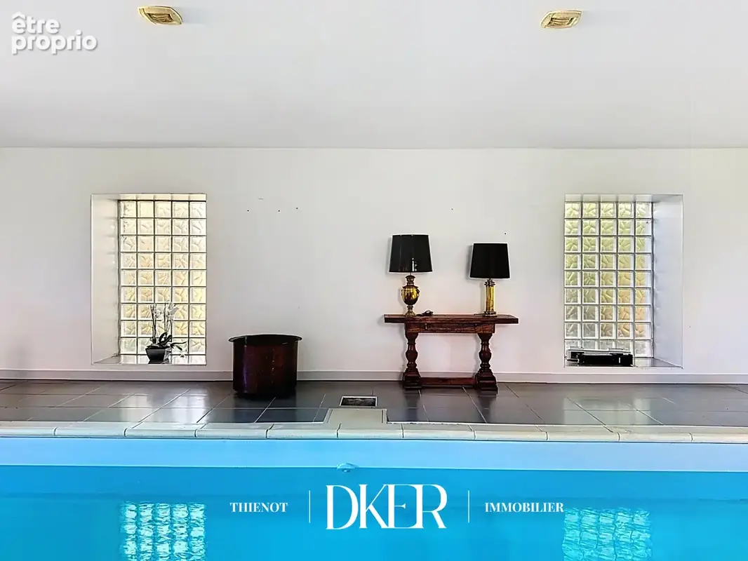 Maison avec piscine intérieur - photo 11