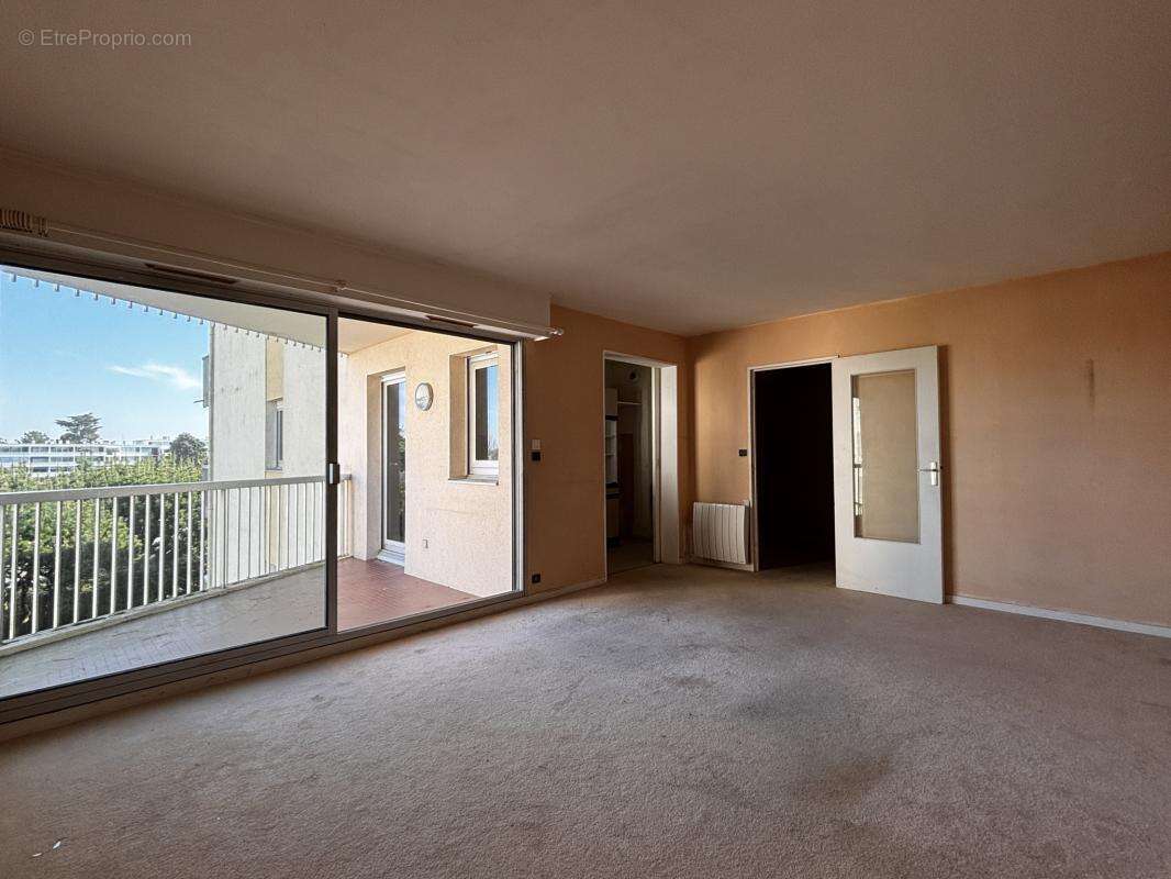 Appartement à LE POULIGUEN