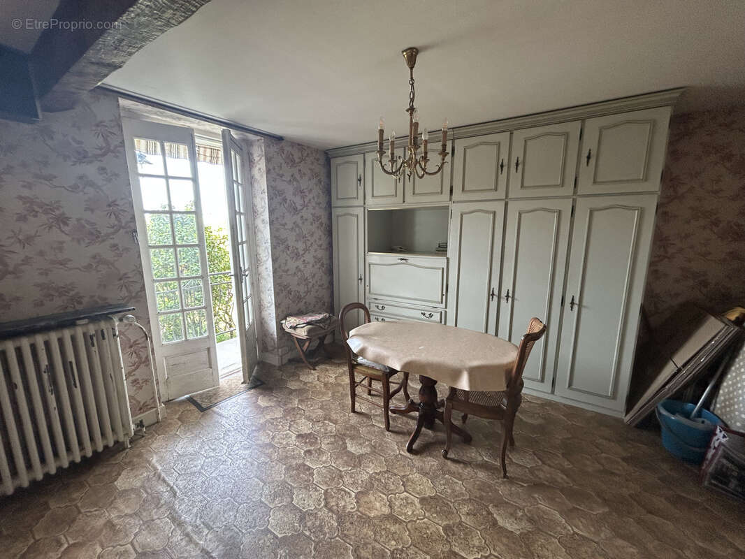 Maison à CHAMBOULIVE