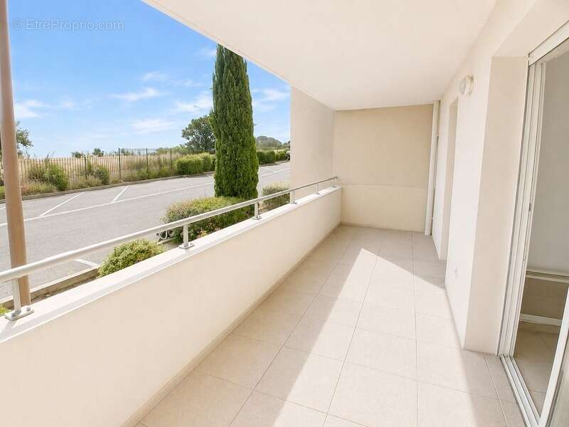 Appartement à BOUJAN-SUR-LIBRON