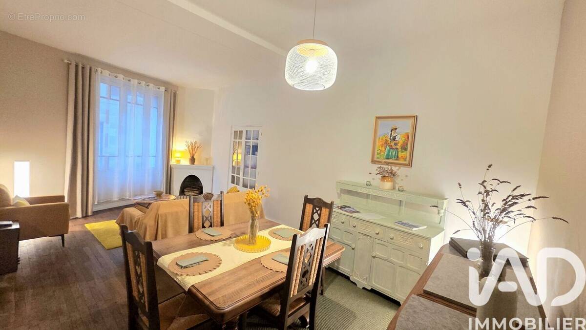 Photo 1 - Maison à MONTMORILLON