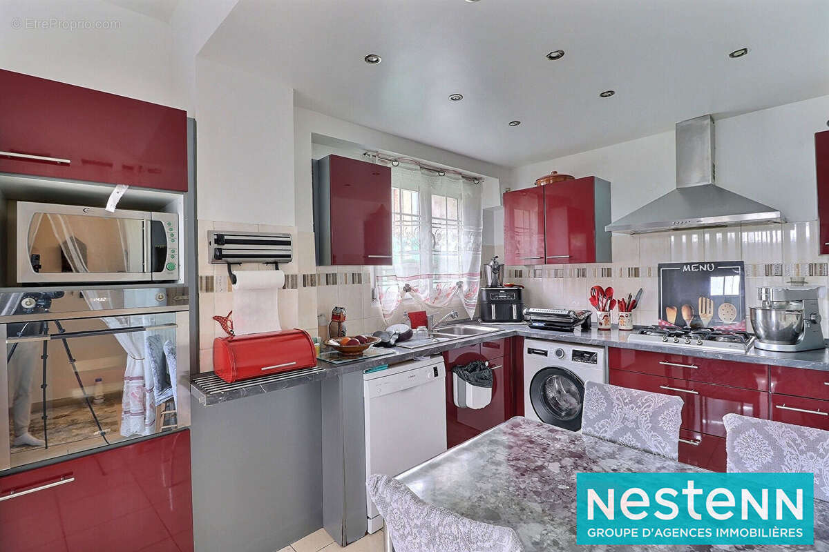 Maison à VILLEURBANNE