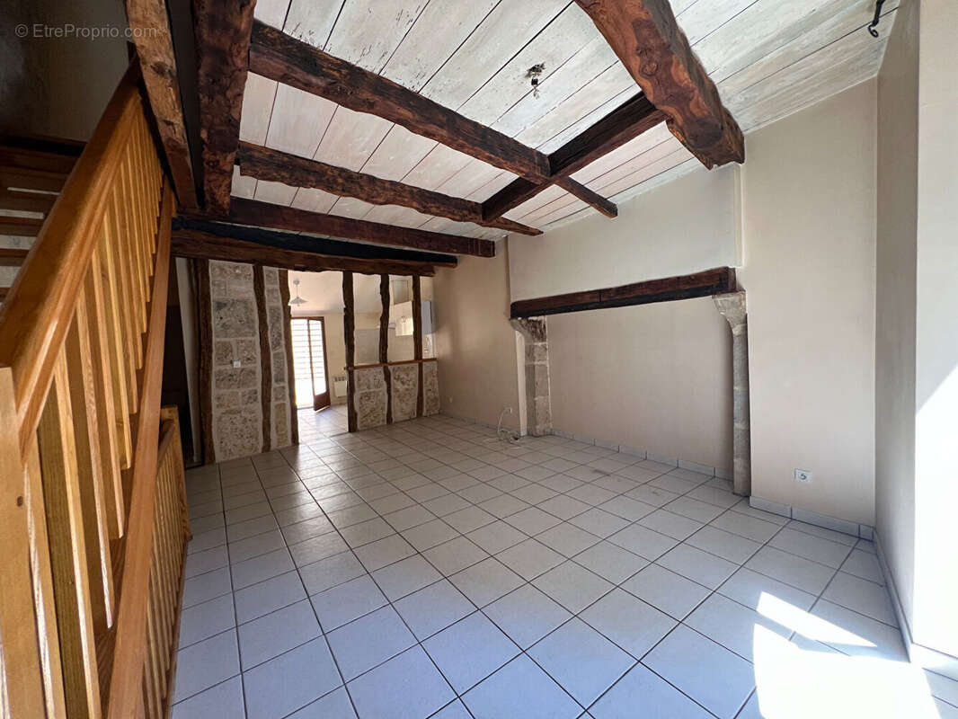 Charmante maison de village avec cour et garage - photo 3