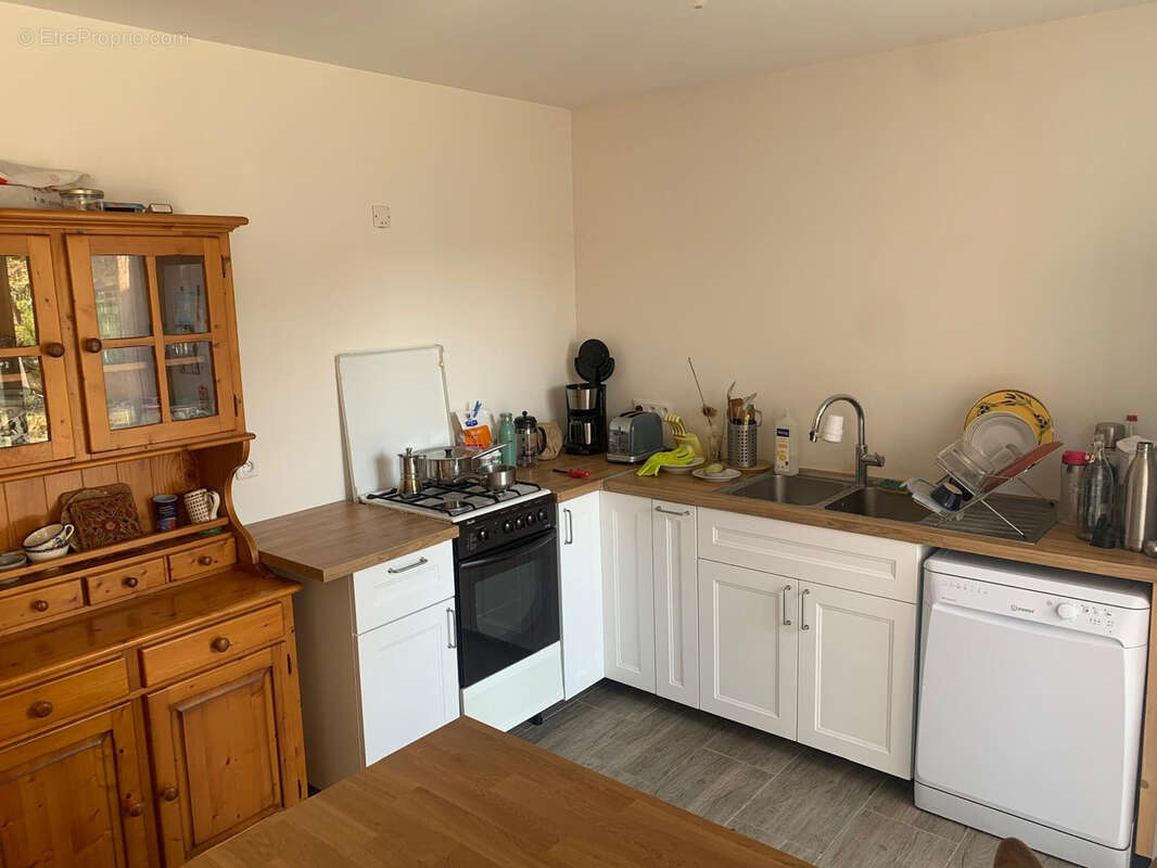 Maison à MONTOULIEU