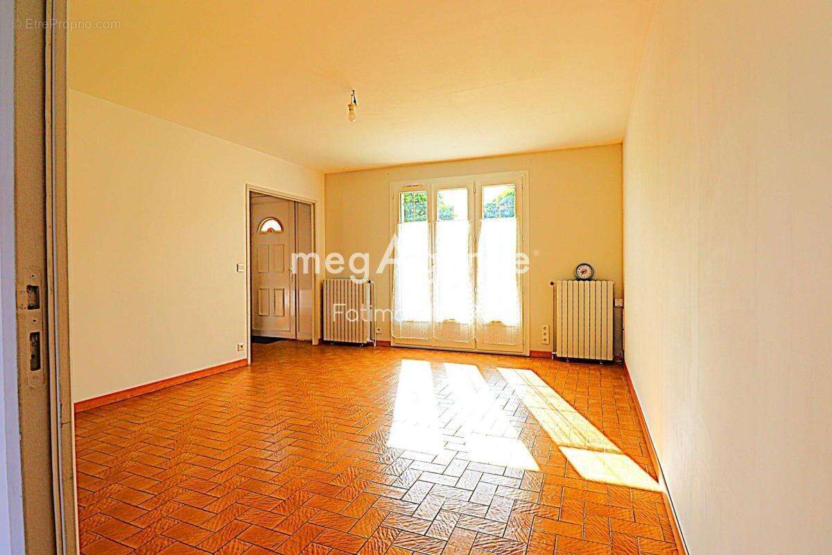 Maison plain‑pied ,Grand terrain 1 359 m² Sous‑sol total - photo 4