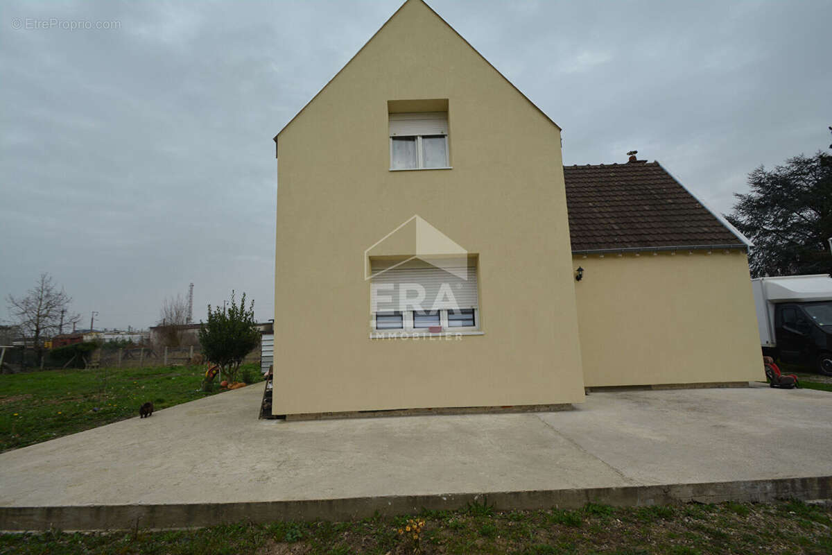 Maison à SAINT-DENIS