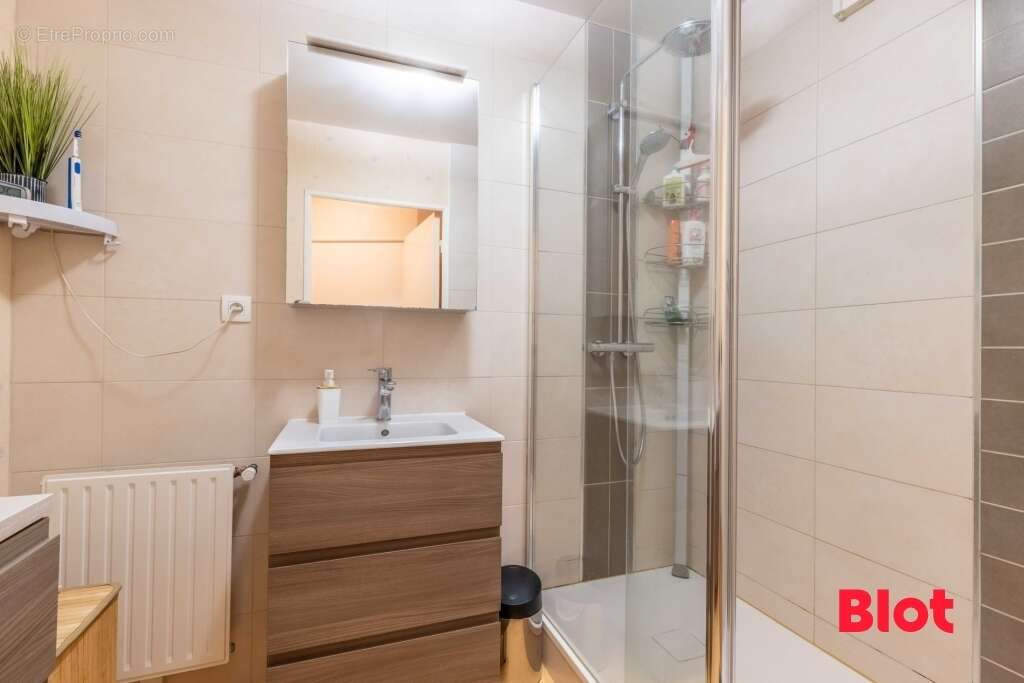 Appartement 80 m² à Betton  - photo 8
