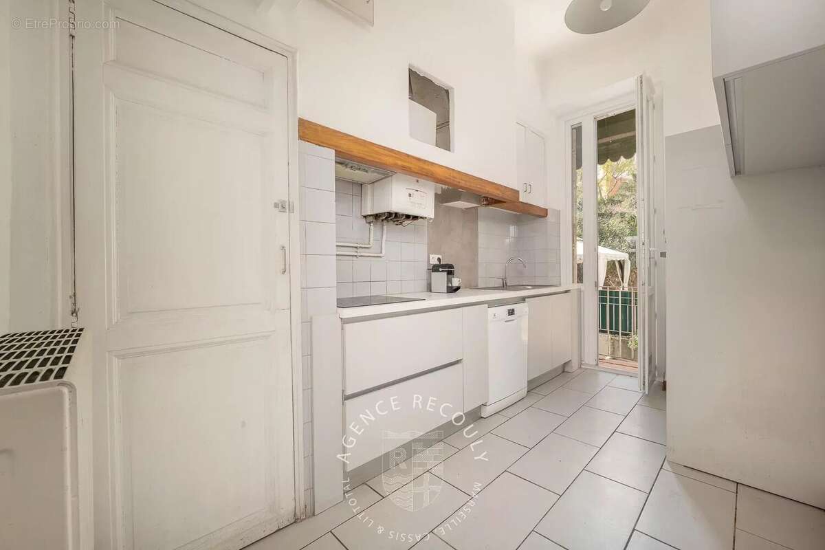 Appartement à MARSEILLE-8E
