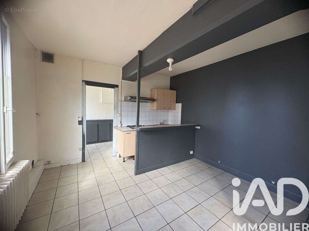 Photo 2 - Appartement à SENS