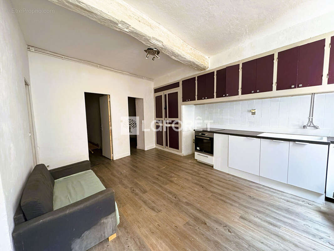 Appartement à SAINT-MAXIMIN-LA-SAINTE-BAUME