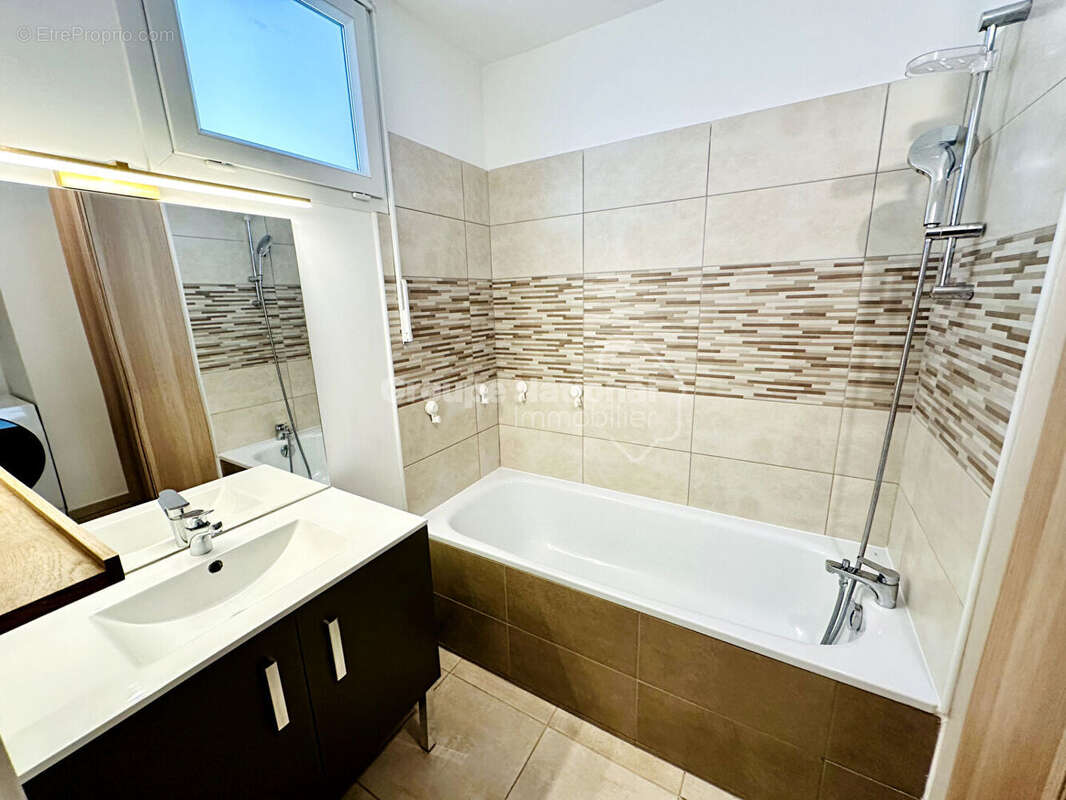 Appartement à MARSEILLE-14E