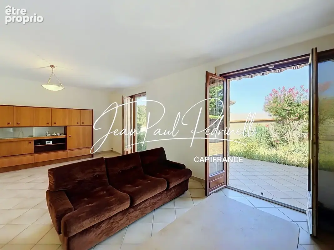 CALUIRE-ET-CUIRE – Cœur Vassieux – Villa 101 m² habitables + 115 m² Hors Carrez (double garage et annexe) – Terrain plat 770 M²  - photo 30