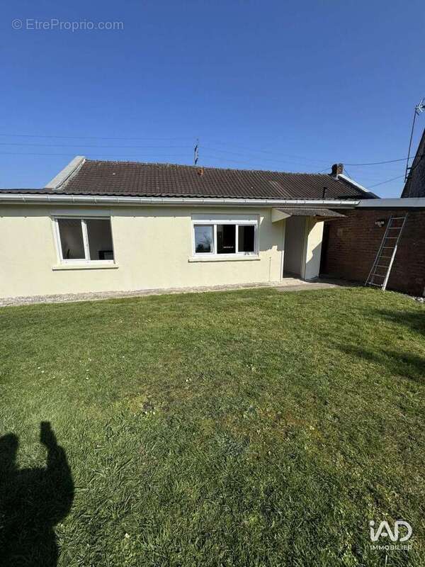 Photo 4 - Commerce à MARLES-LES-MINES