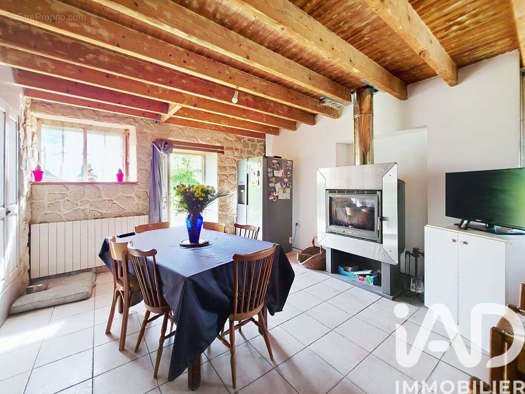 Photo 2 - Maison à SAINT-AUBIN-LE-CLOUD