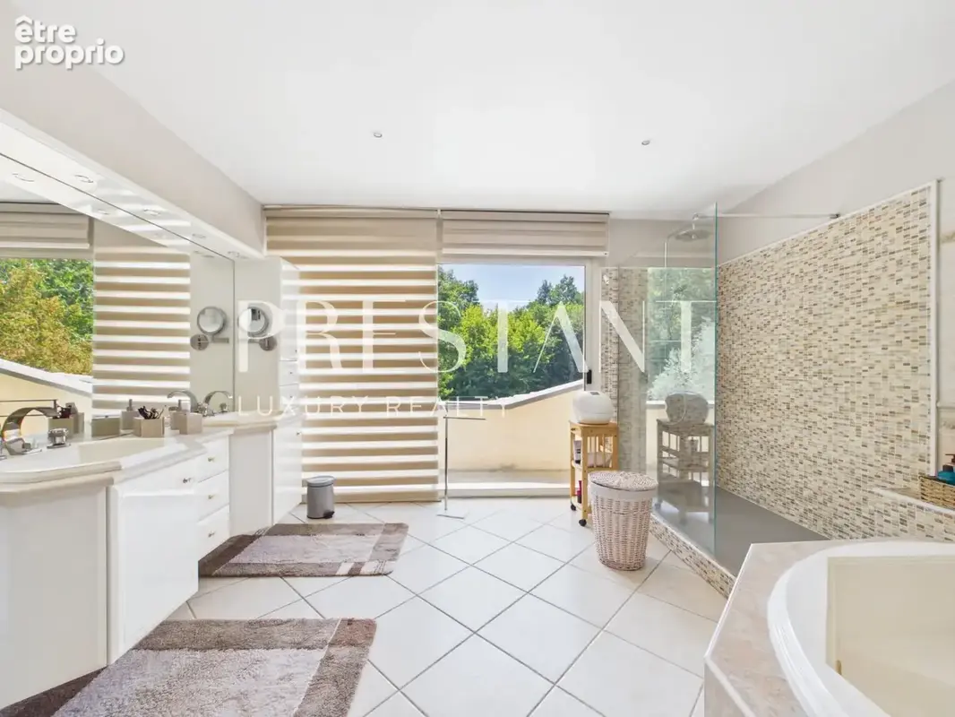Villa contemporaine de 390m2 sur un parc 1,3 ha - Le Taillan Médoc - photo 17