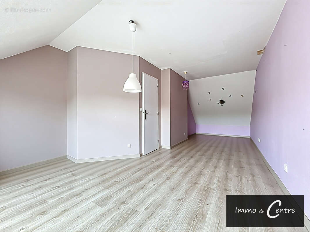 Maison à MONTMIRAIL