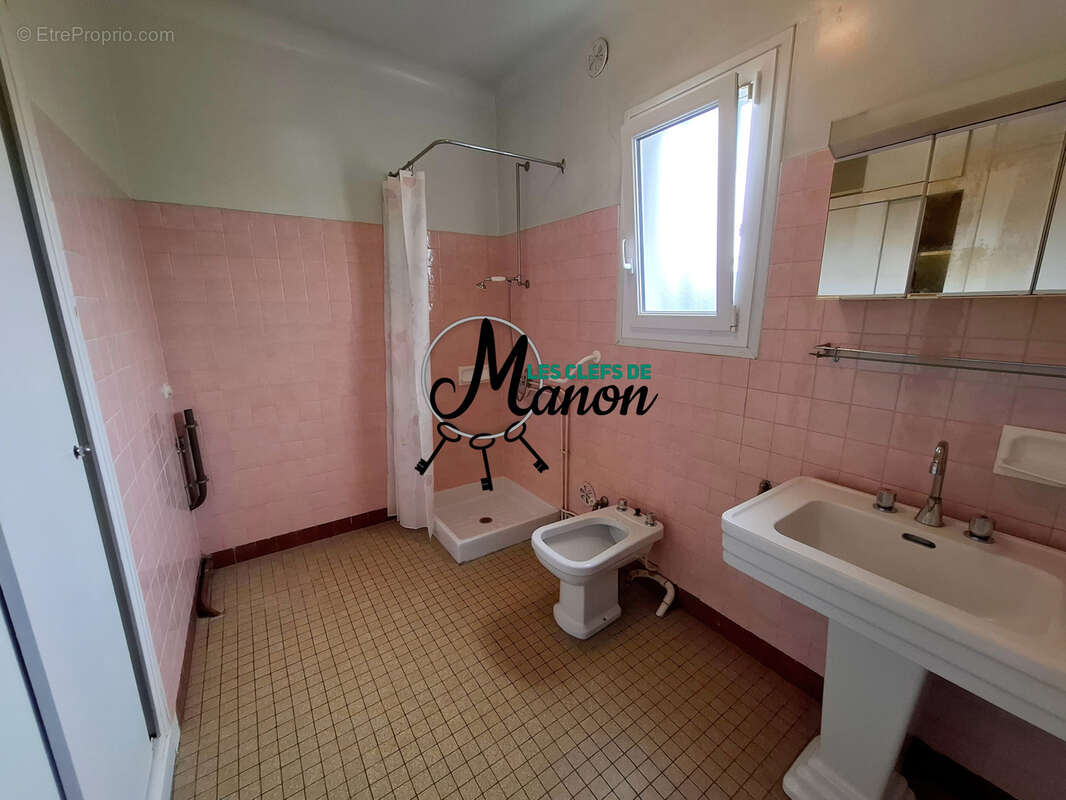 Maison à SAINT-SORNIN-LEULAC