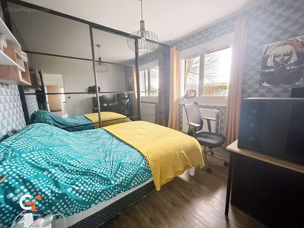 Maison à SAINT-PIERRE-DES-FLEURS