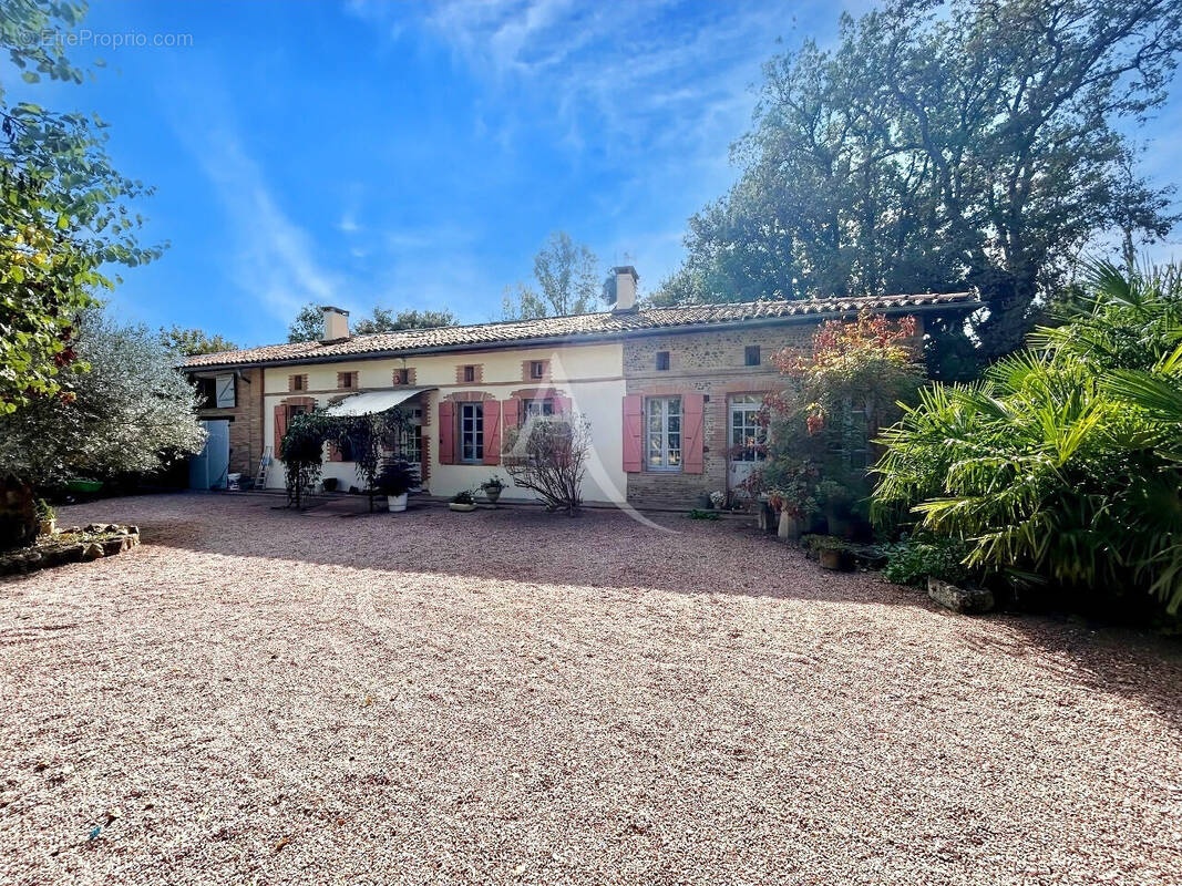 Maison à LEVIGNAC