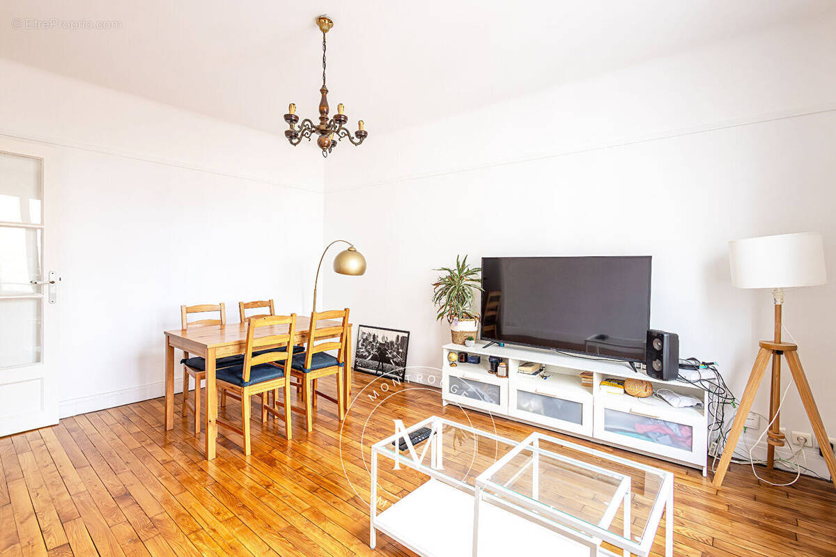 Appartement à MONTROUGE