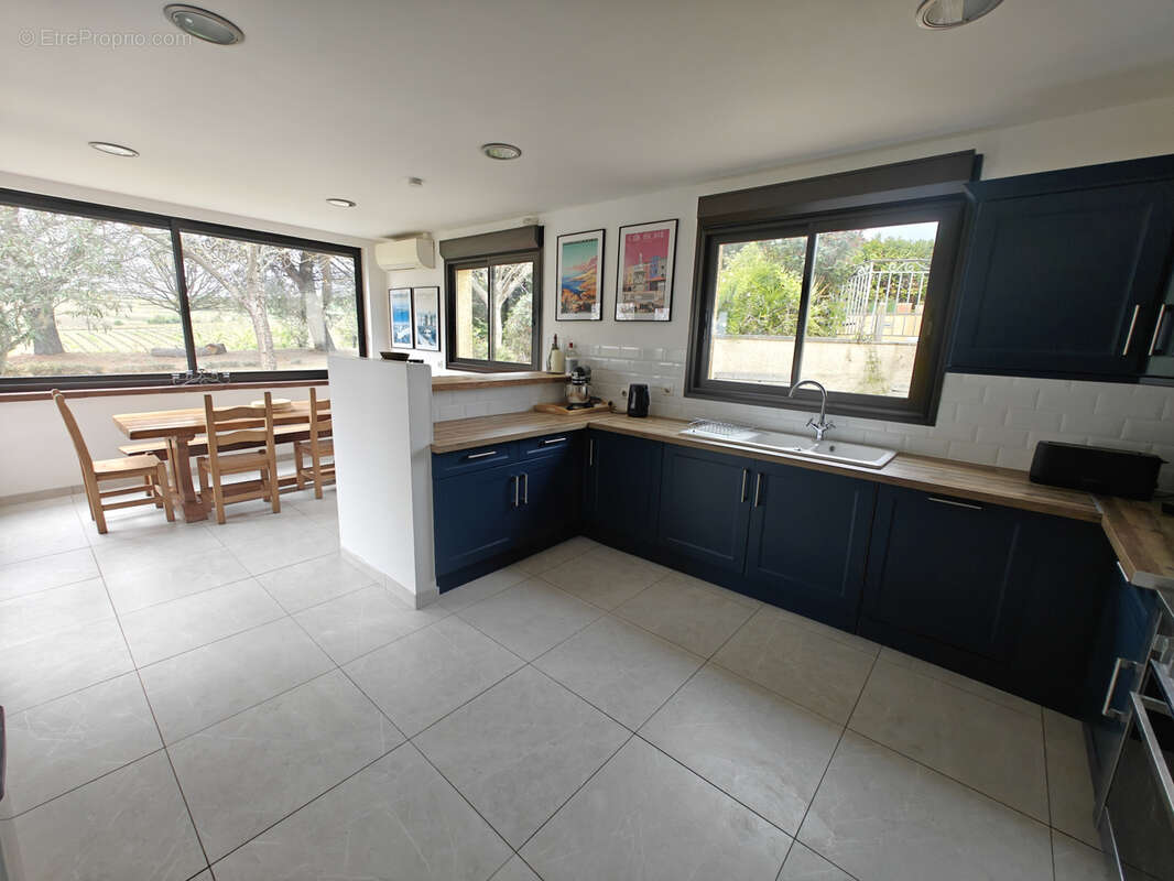 Maison à BELVEZE-DU-RAZES