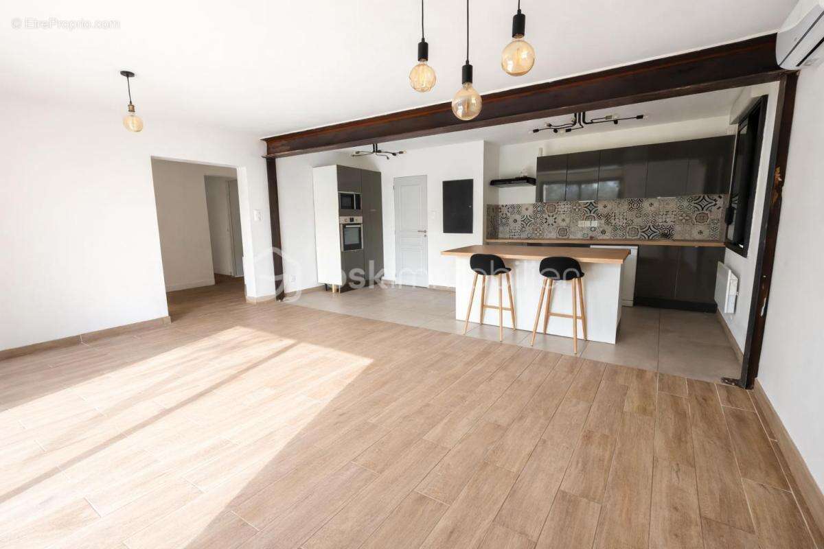 Maison à PONT-SAINT-ESPRIT