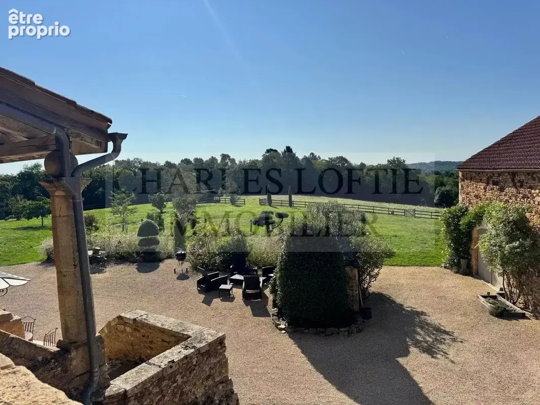 Somptueuse maison de maître avec gîte, dépendances et piscine naturelle - photo 36