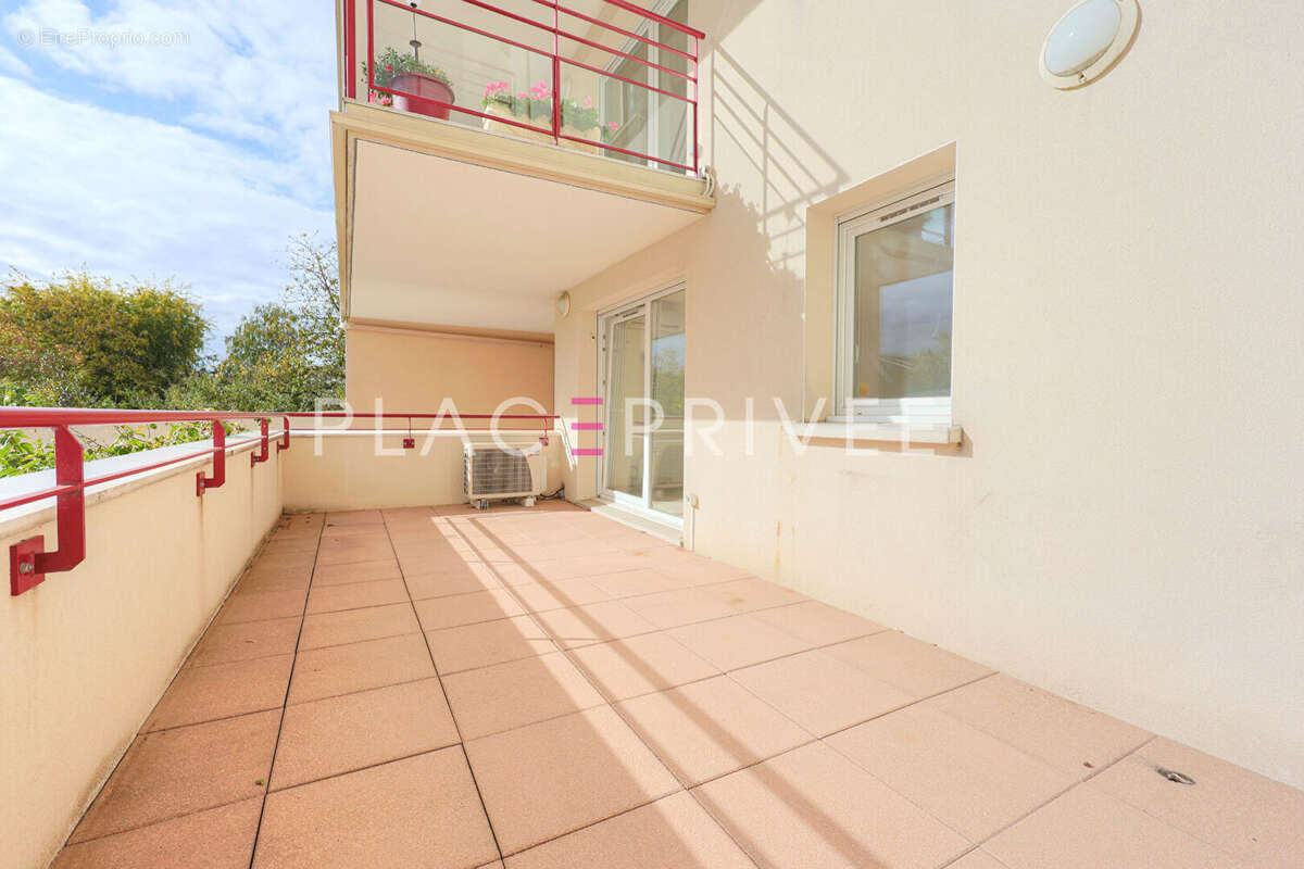 Appartement à ESSEY-LES-NANCY