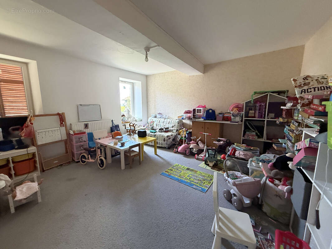 Maison familiale rénovée avec piscine   Saint-Jean-le-Vieux - photo 19