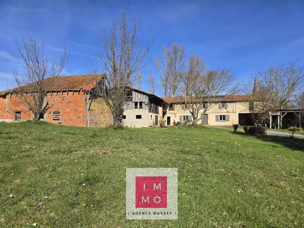 Maison à TRIE-SUR-BAISE