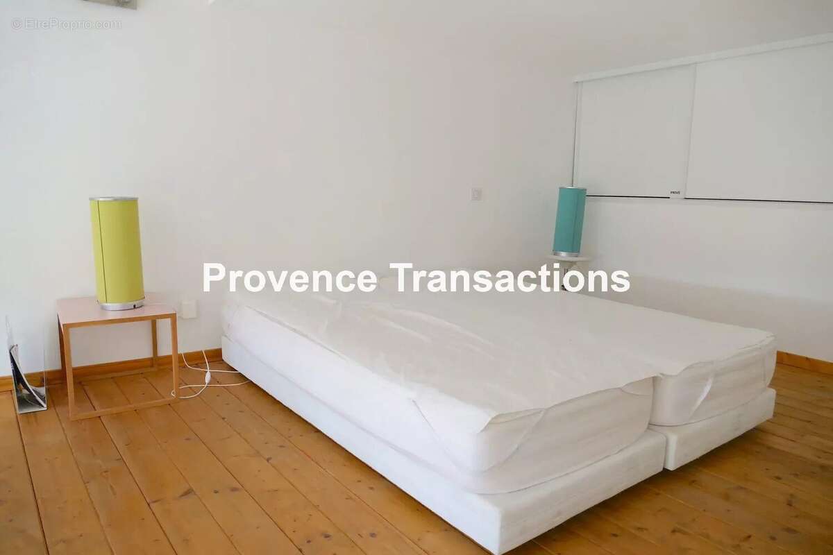 Appartement à BEAUMES-DE-VENISE