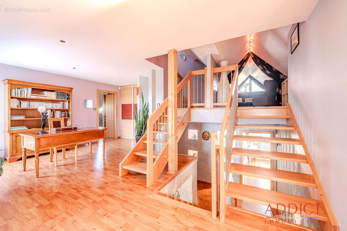 Maison à WIWERSHEIM