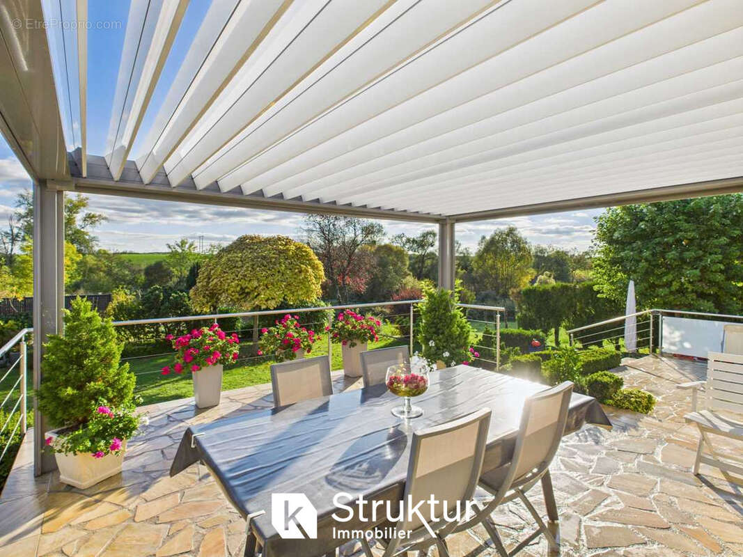 Maison à METZERVISSE