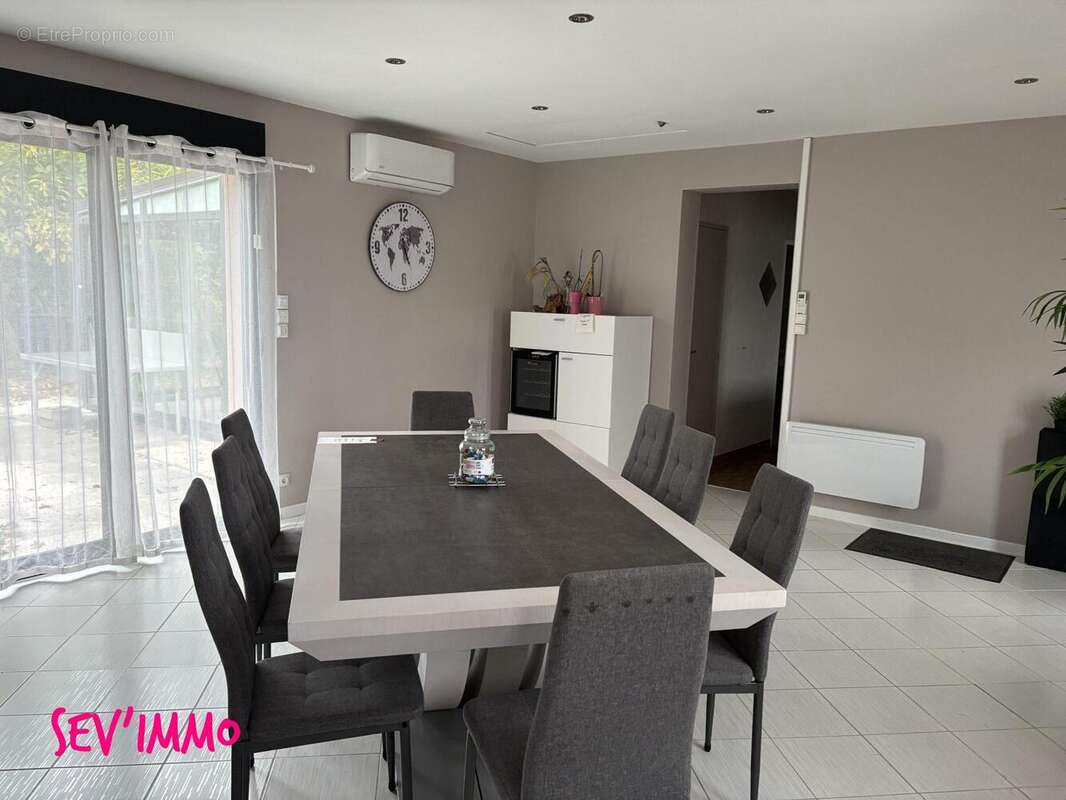 Maison à SAINT-GERMAIN-DES-FOSSES