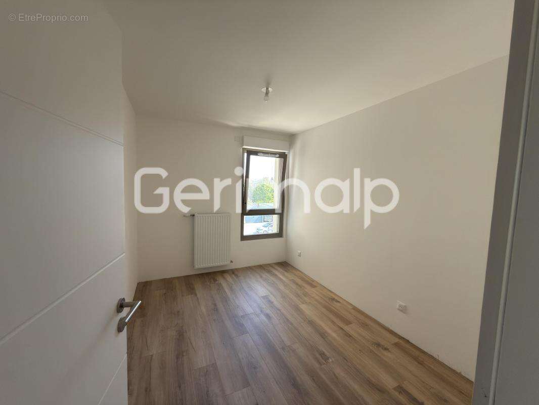 Vente - Appartement - 4 pièces - 83 m² - 524 000 € - ANNECY - photo 4
