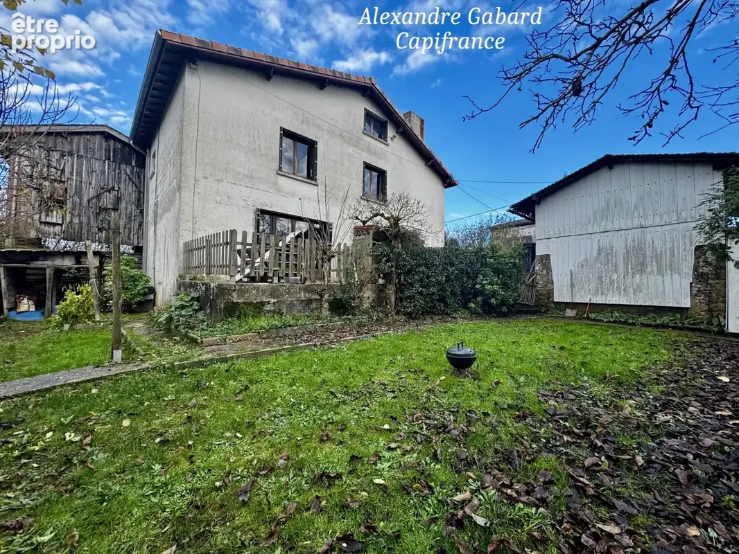 Maison en pierres - 3 chambres - Jardin 2 471 m² - Dépendance - photo 2