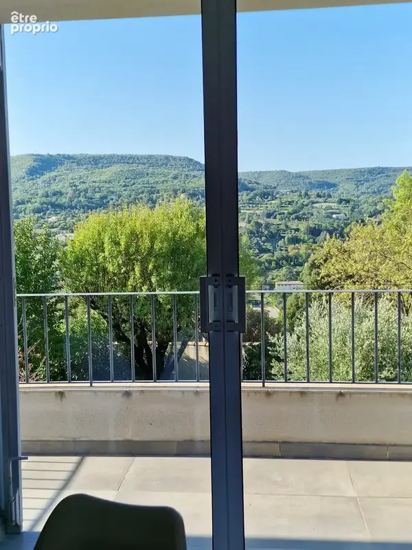 Propriete VILLA avec PISCINE et  PARC vendre 8 pièces secteur SAIGNON (84) - photo 18