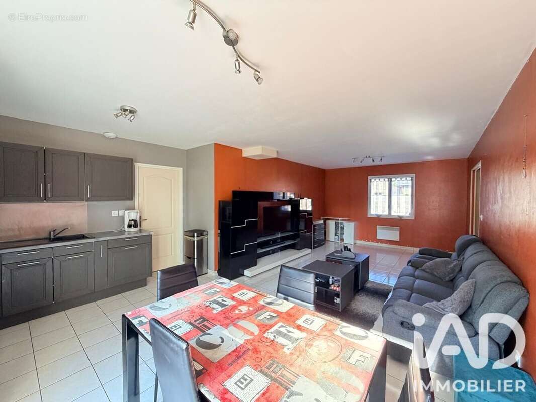 Maison 73 m² à Arces-Dilo  - photo 8