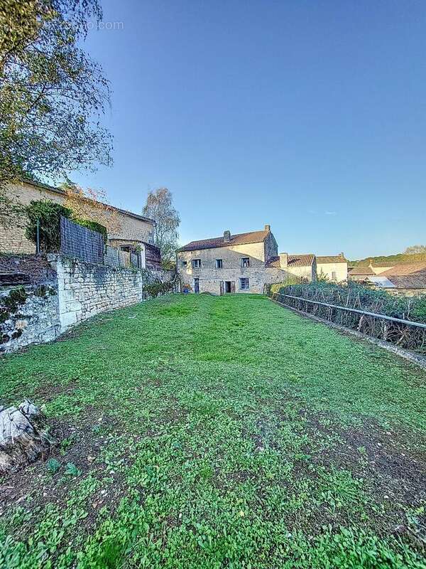 Photo 3 - Maison à TOUVRE