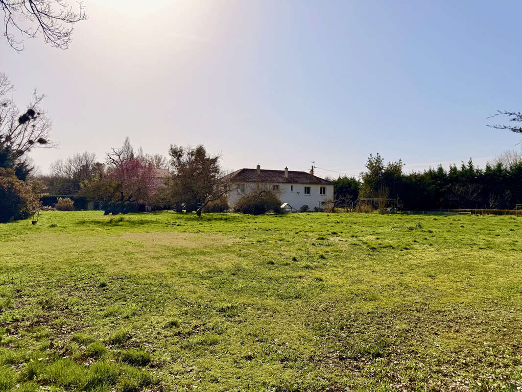 Maison à SAINT-AIGNAN-GRANDLIEU