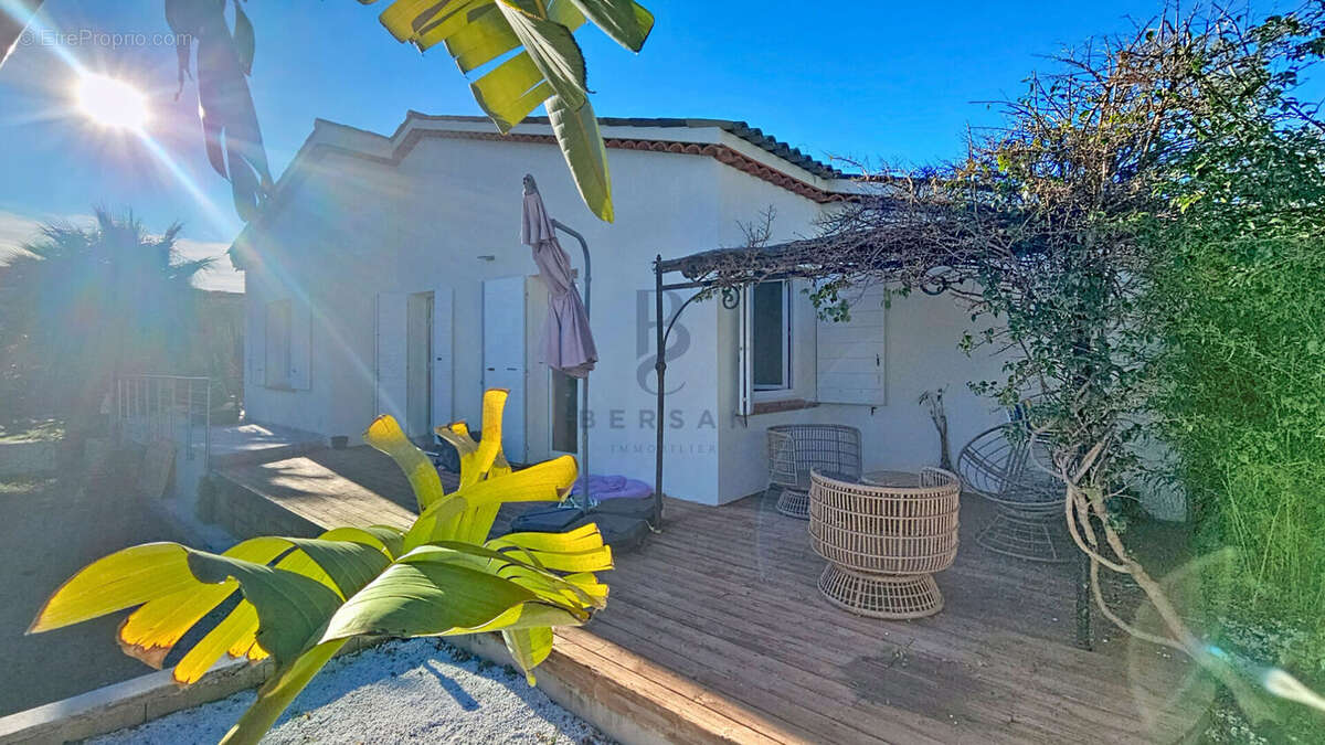 Maison à FREJUS