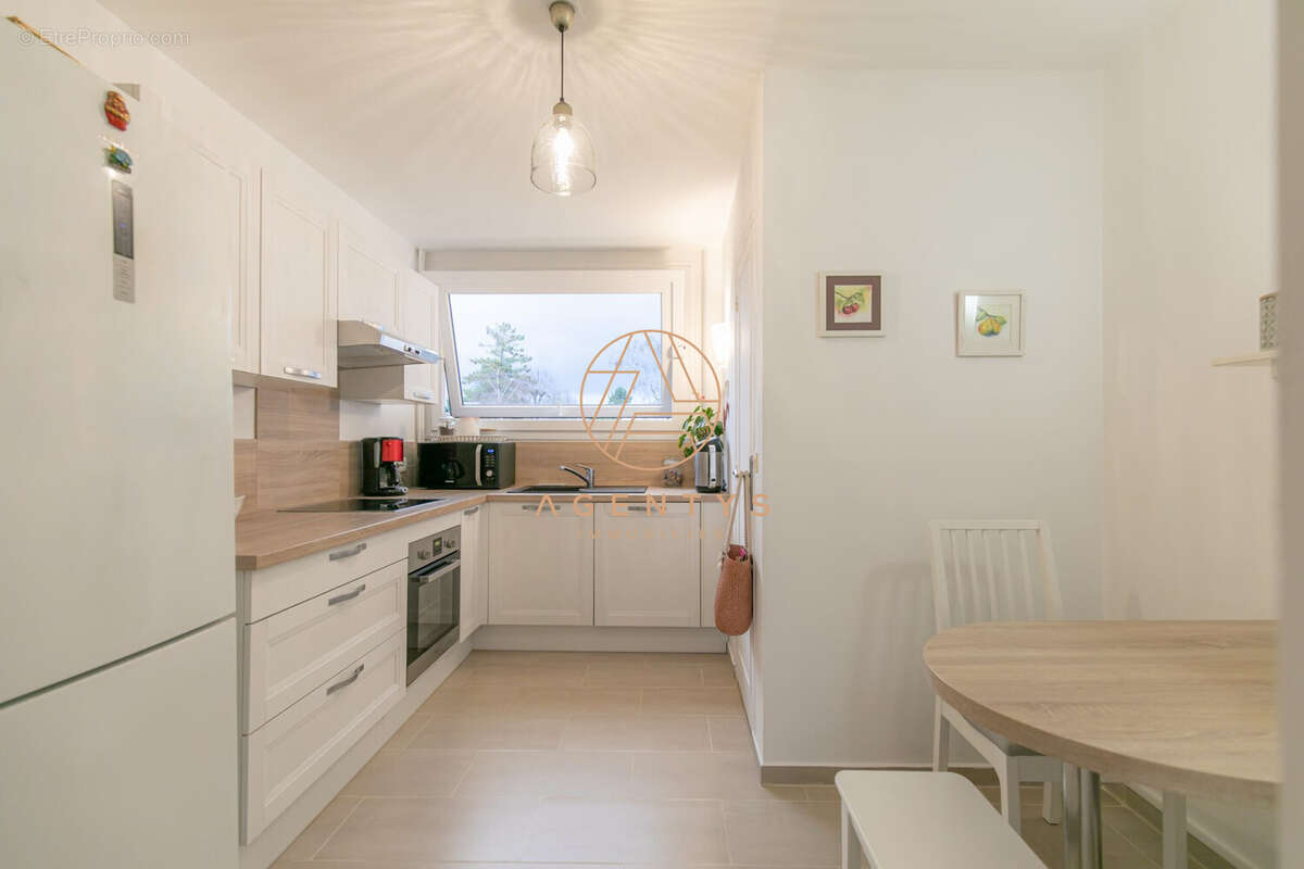 Appartement à SAINT-MAUR-DES-FOSSES