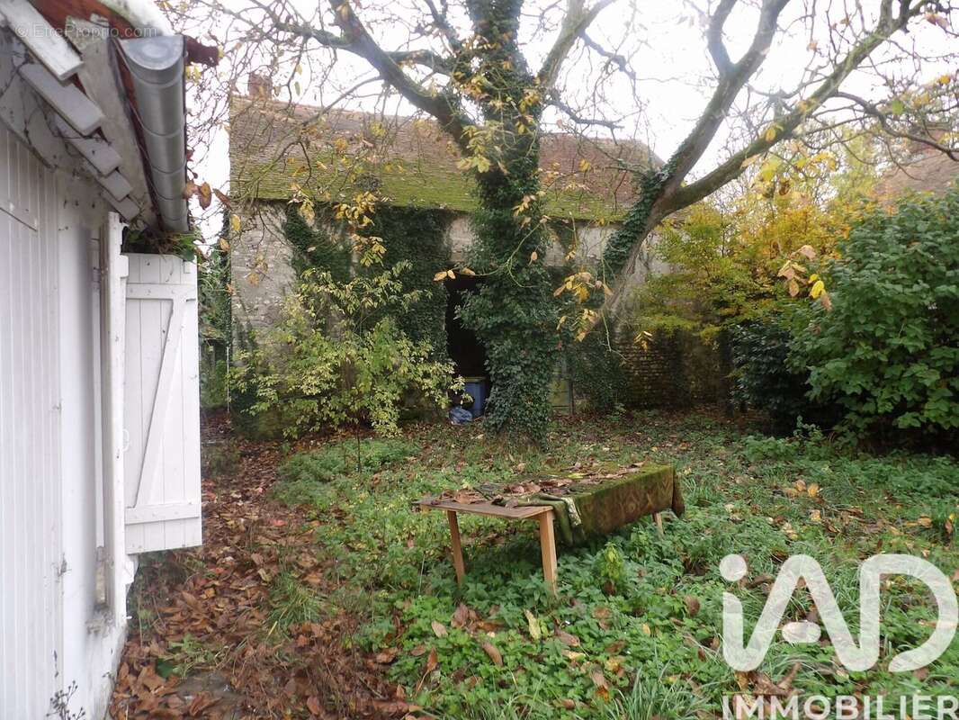 Photo 2 - Maison à MONDONVILLE-SAINT-JEAN