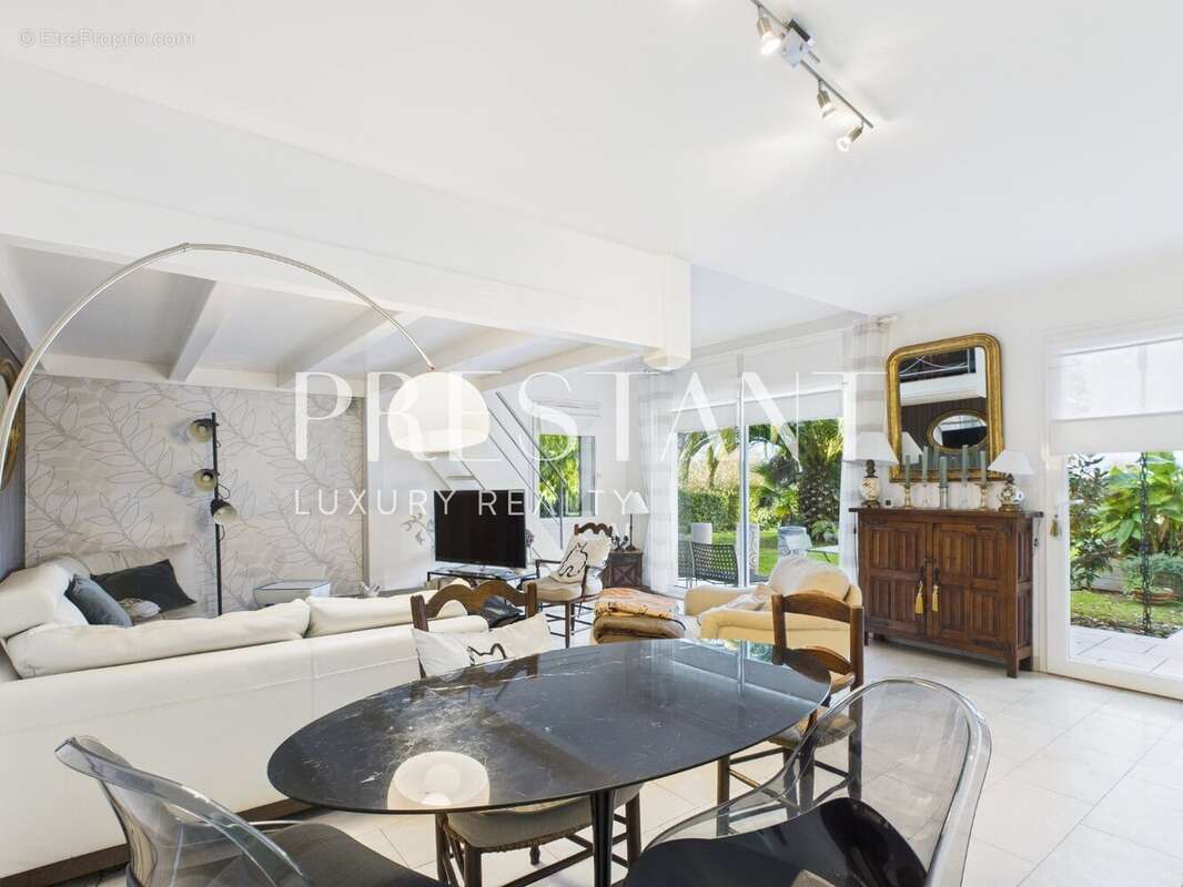 Maison à VILLEFRANQUE