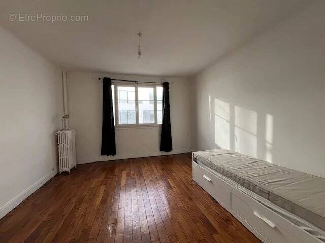 Appartement à MONTROUGE